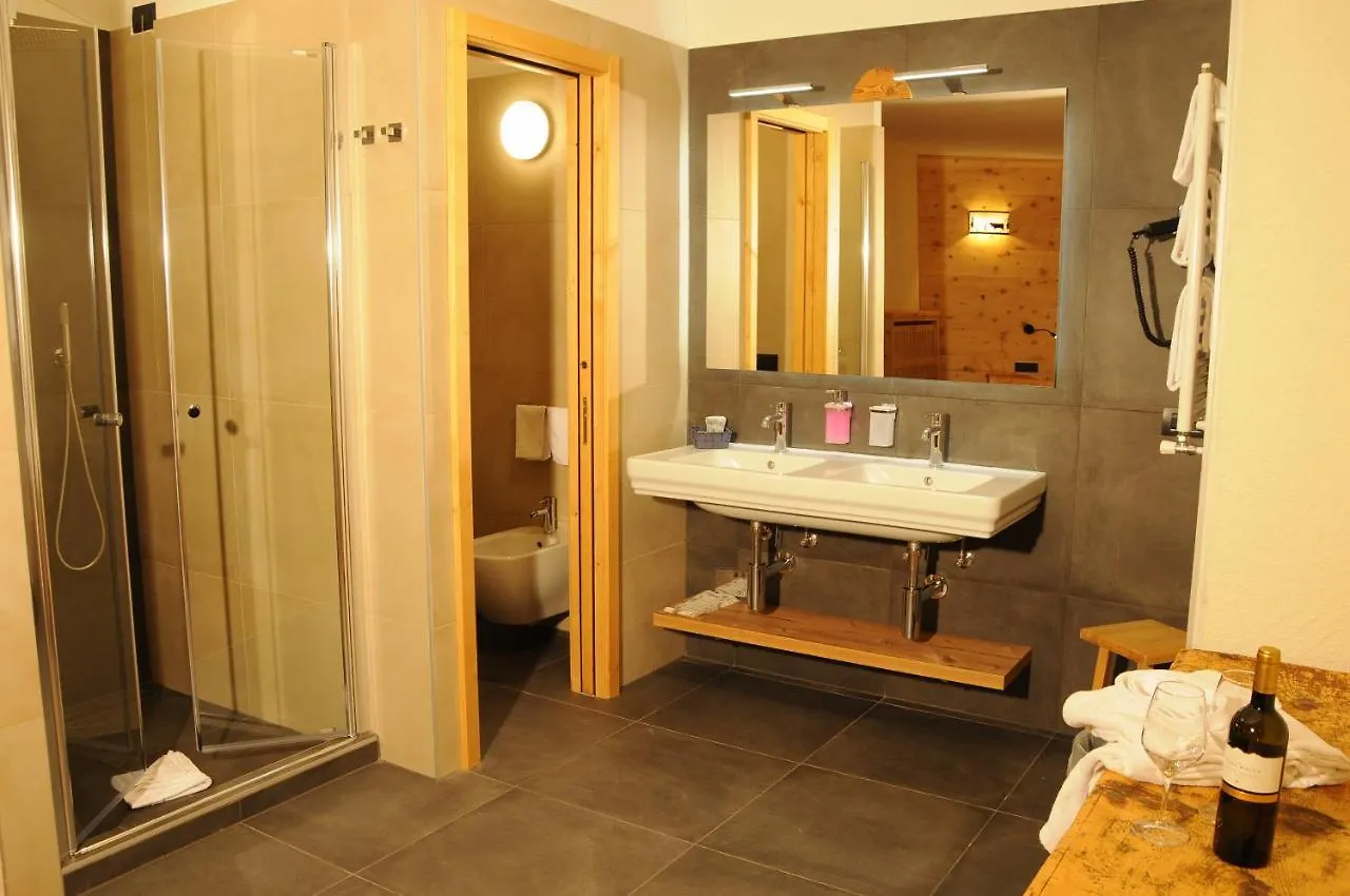 ***  Hotel Helvetia Livigno Italy